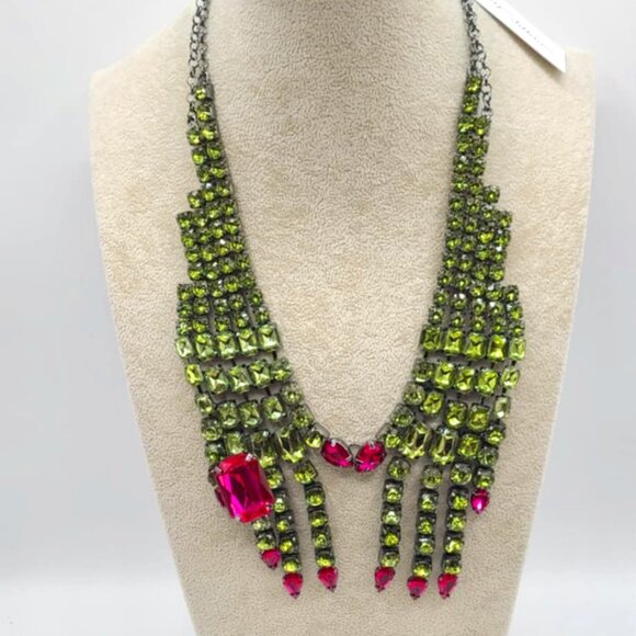 Betsey Johnson Witch Hands Crystal Bib Necklace NWT!  NEW!  Halloween - Picture 1 of 7